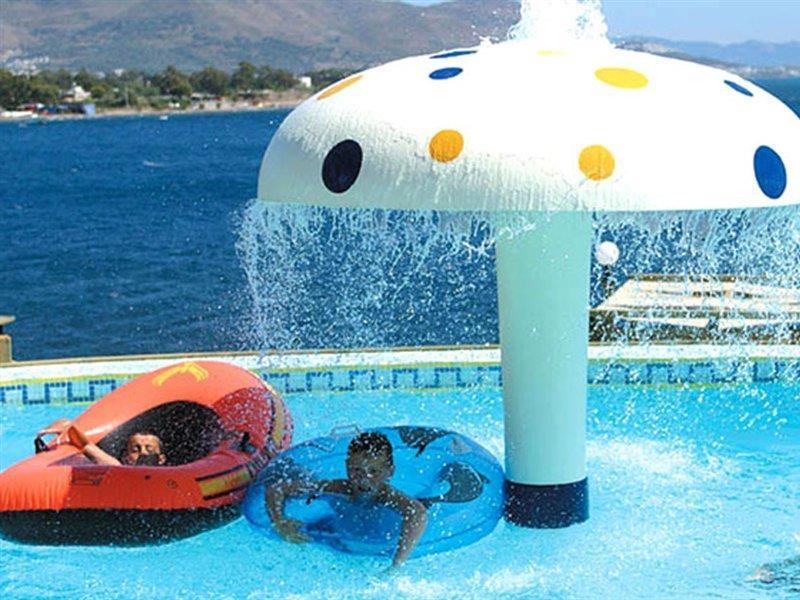 Kadikale Resort All Inclusive Turgutreis Exterior photo